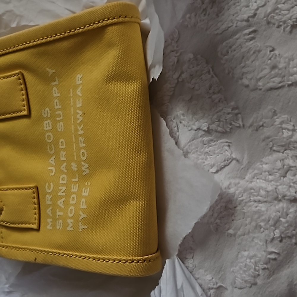 Small tote - Picture 3 of 7